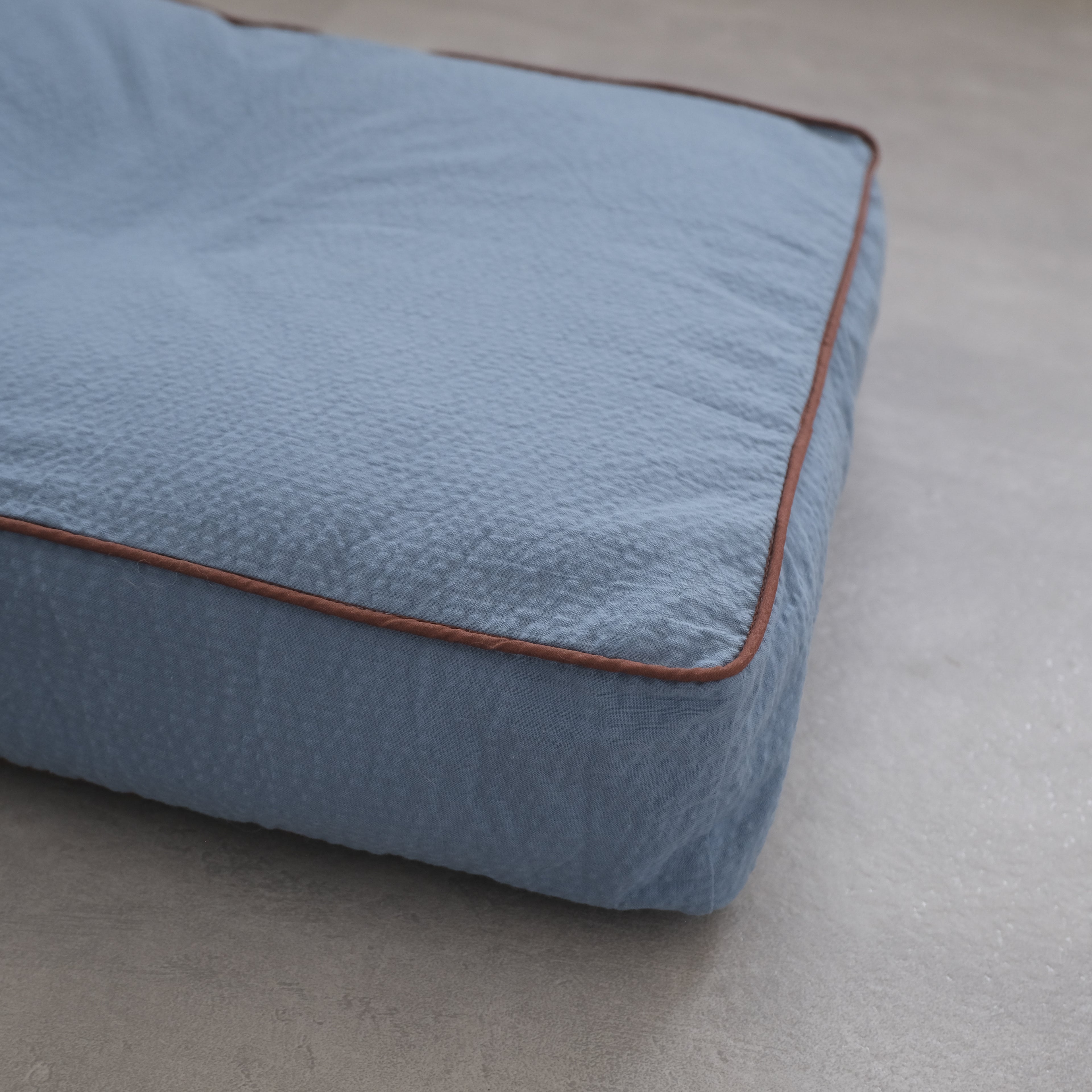 Catbedmatカバー Saxony Blue×Brown Piping