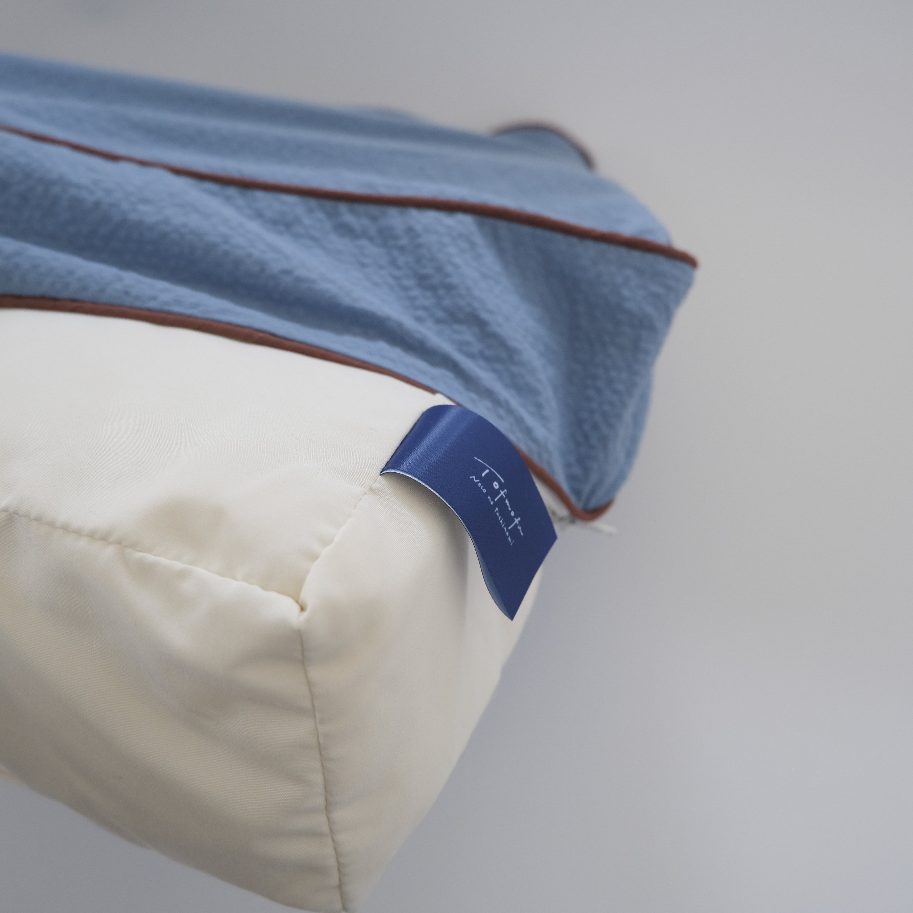 Catbedmatカバー Saxony Blue×Brown Piping